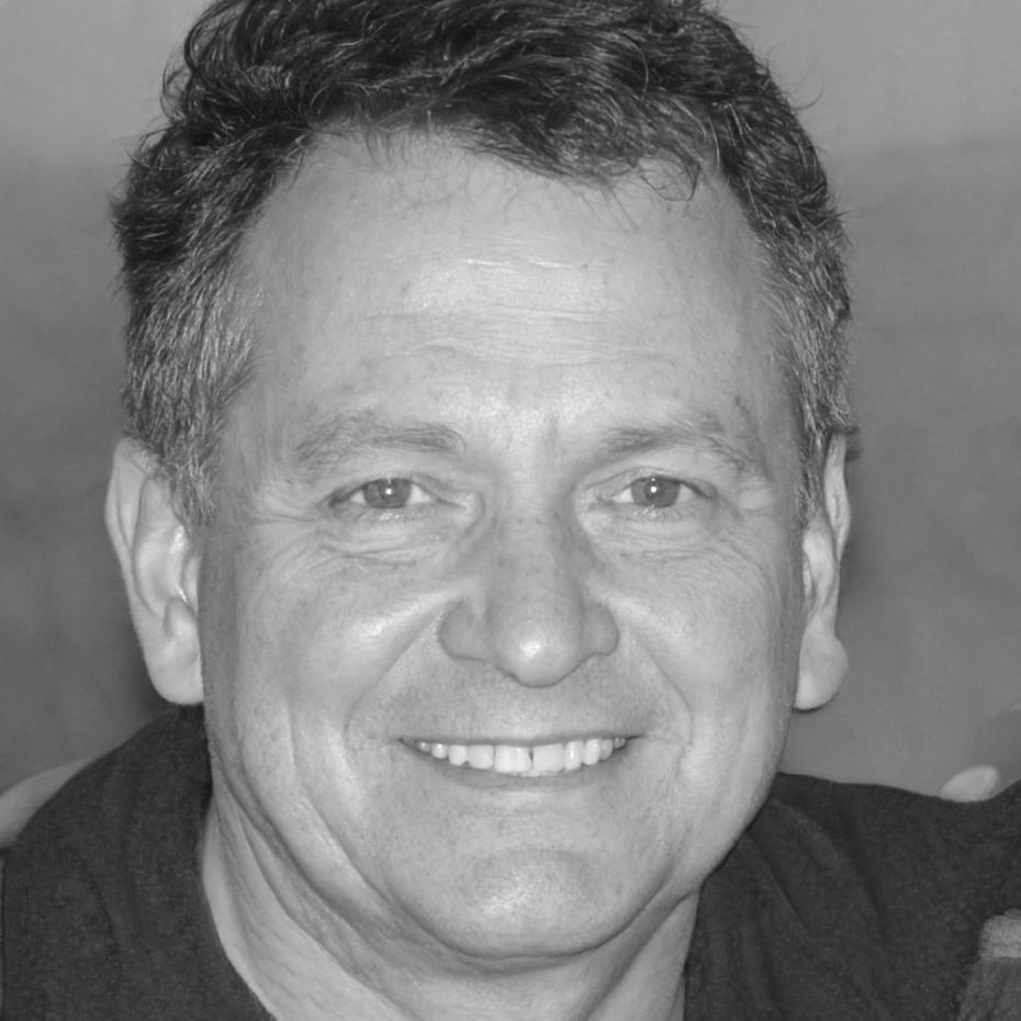 Carlos Mendoza, empresario